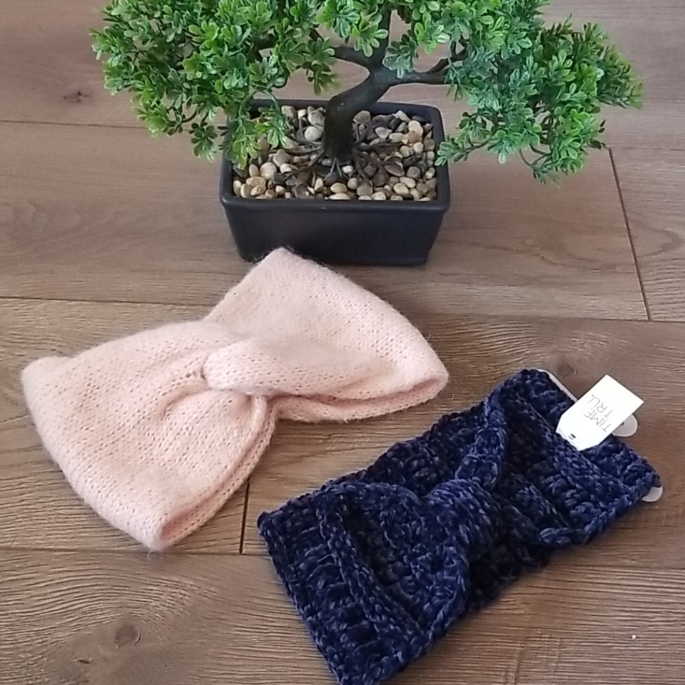 2 Fluffy Headbands